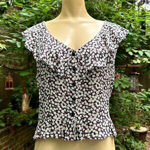 🌼 Super cute floral peplum crop top! 🌼